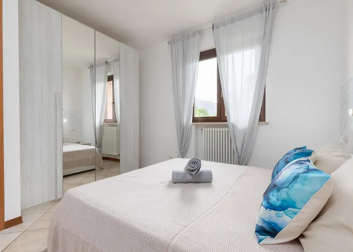 Veddasca Vistalago * Maccagno