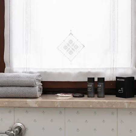 Vakantiehuis Veddasca Vistalago *