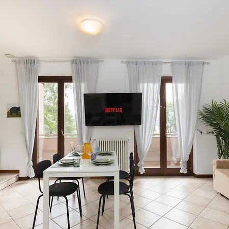 Vakantiehuis Veddasca Vistalago Maccagno