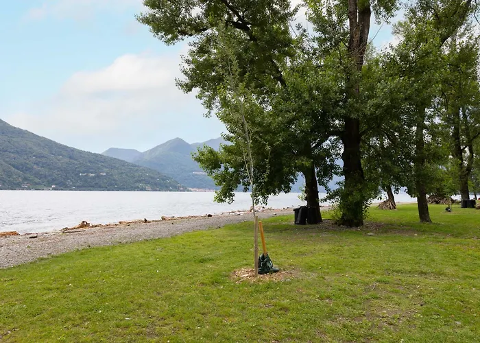 Veddasca Vistalago Feriehus *