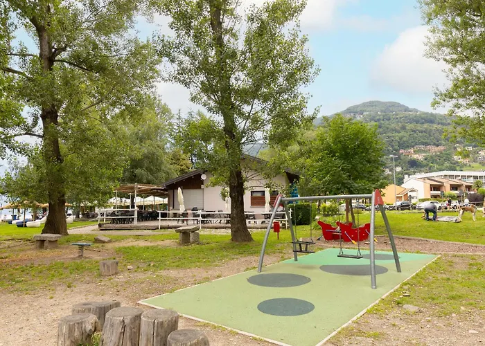 Veddasca Vistalago 펜션 *